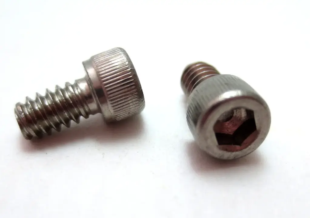 ARIZONA – REPUESTO DACTILERA KSL BRASS – TORNILLO DE PLATAFORMA